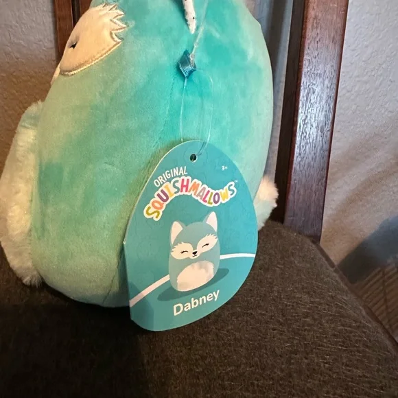 Squishmallow “ Dabney” the fox 7’ NWT - Picture 2 of 3